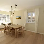 Ferienhaus Haus Sanskiin 1 *