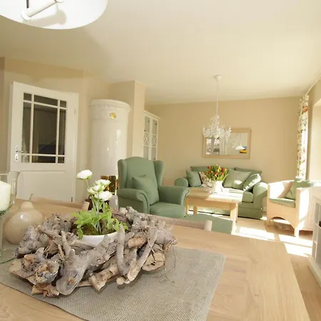 Haus Sanskiin 1 Holiday home Wyk auf Foehr