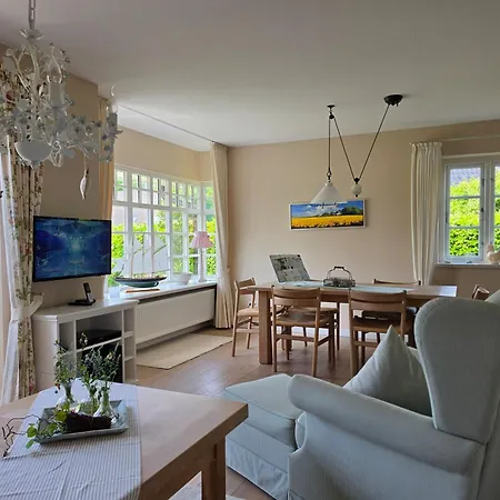 Сasa de vacaciones Haus Sanskiin 1